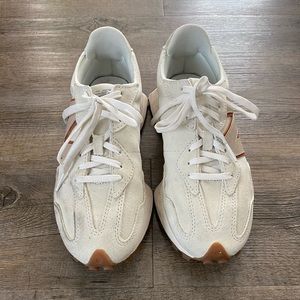 New balance 327 x Bandier